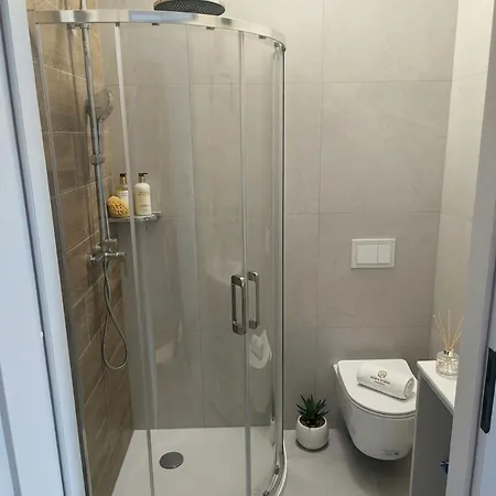 T -fort Living Cracow Apartman Krakkó